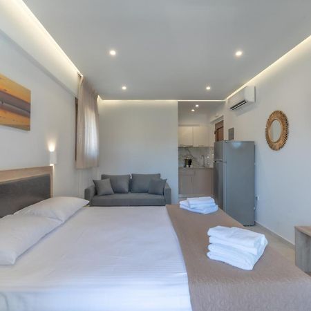 Sunshine Rooms And Suites Vrasná Exteriör bild
