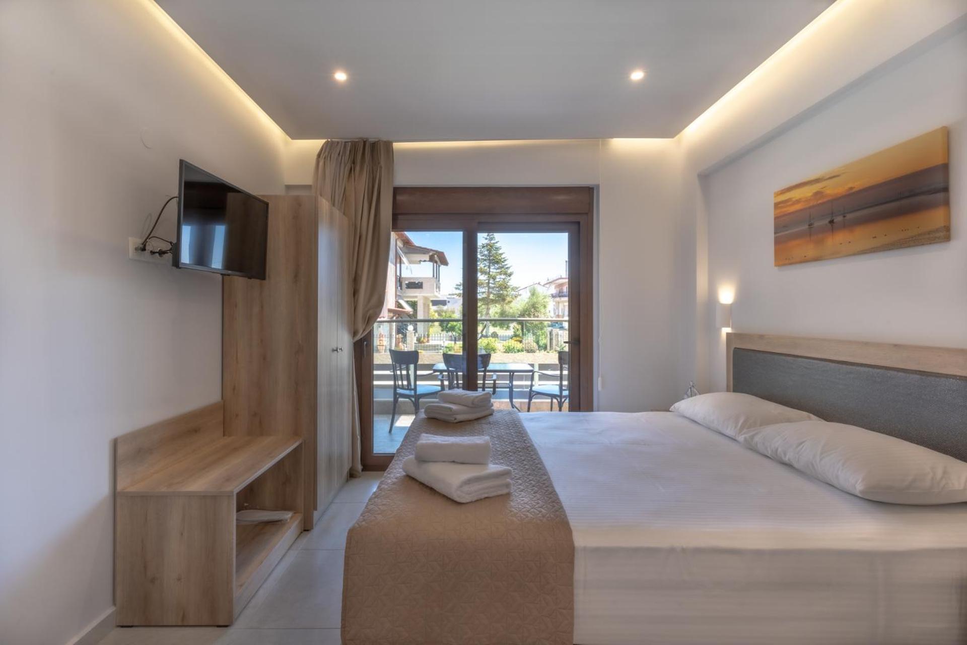 Sunshine Rooms And Suites Vrasná Exteriör bild